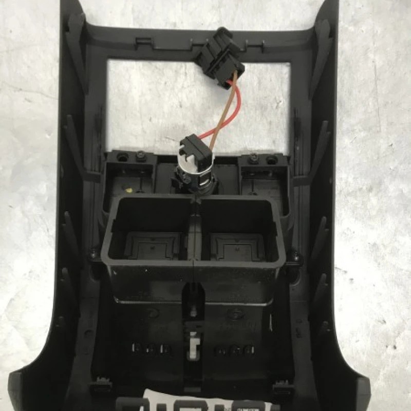 Grila ventilatie aer spate / Volkswagen Passat B7 2013 / Interior