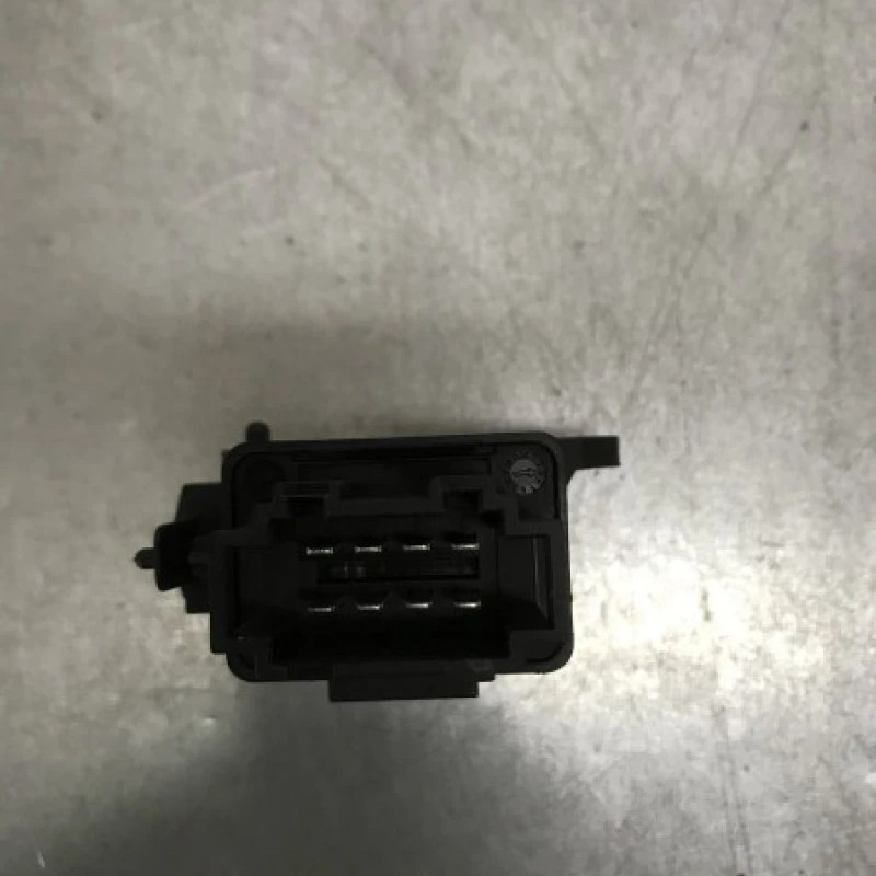 Releu incalzire in scaune / Volkswagen Sharan 7N 2014 / Audio si electronice