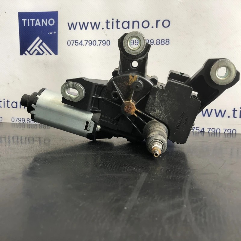 Brat stergator haion / Audi A6 C7 2014 / Caroserie, oglinzi si faruri