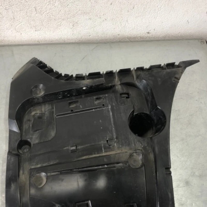 Suport bara spate dreapta / BMW Seria 7 F01 2011 / Caroserie, oglinzi si faruri