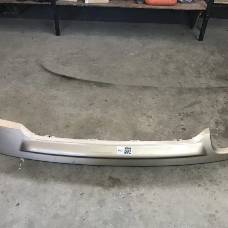 Difuzor fusta bara spate BMW 