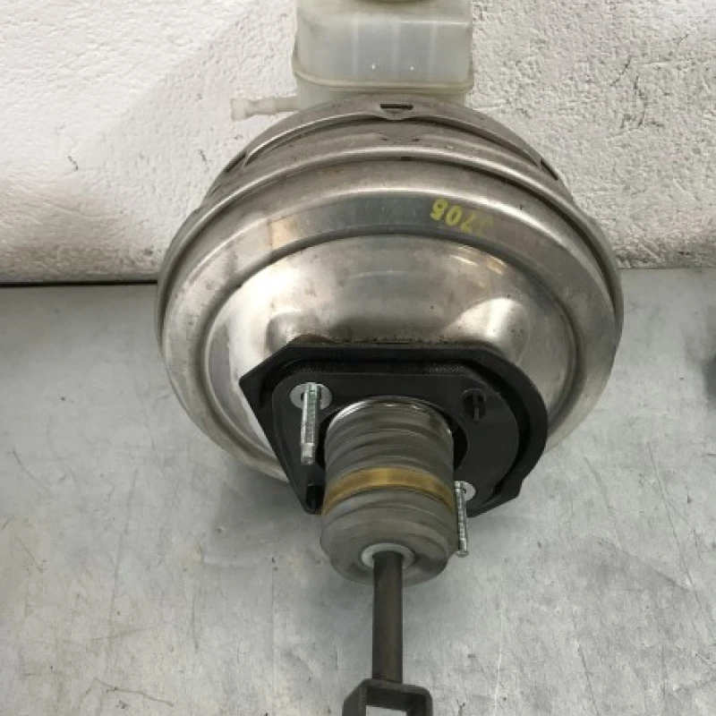 Tulumba frana / BMW Seria 7 F01 2011 / Frane