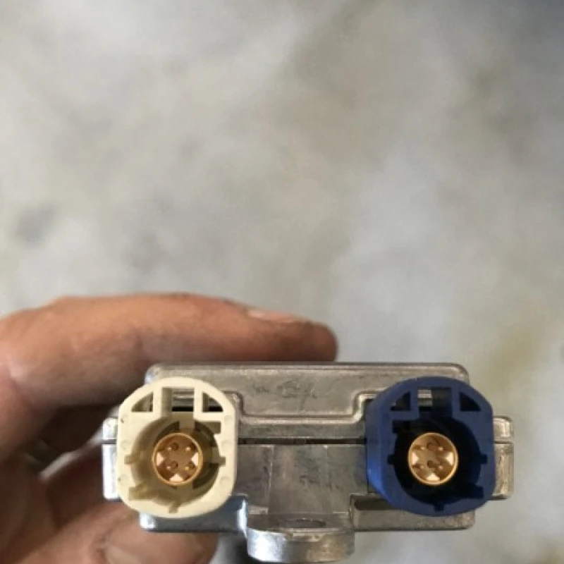 Modul usb / BMW Seria 7 F01 2011 / Audio si electronice