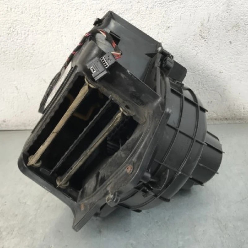 Aeroterma tulumba aer / BMW Seria 7 F01 2011 / Climatizare