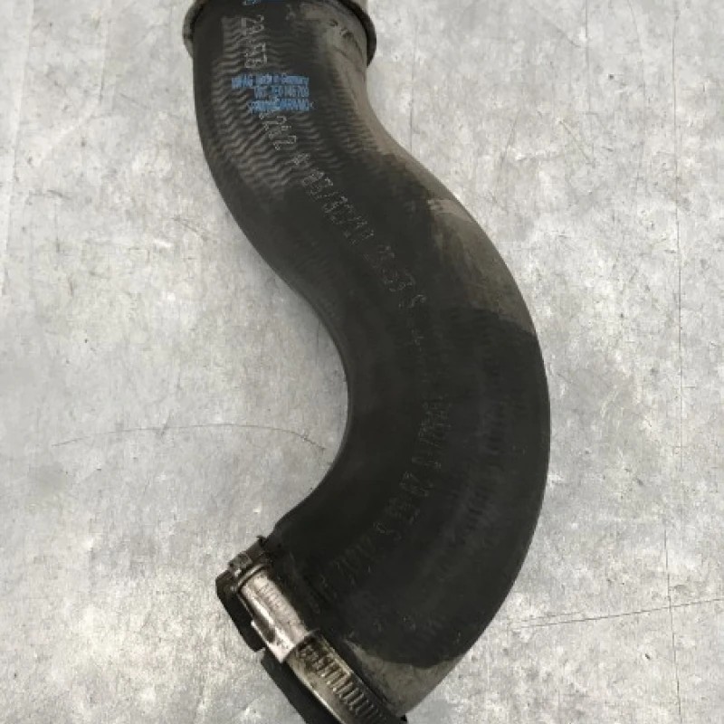 Furtun intercooler / Volkswagen T5 Transporter 2011 / Motor, racire si evacuare