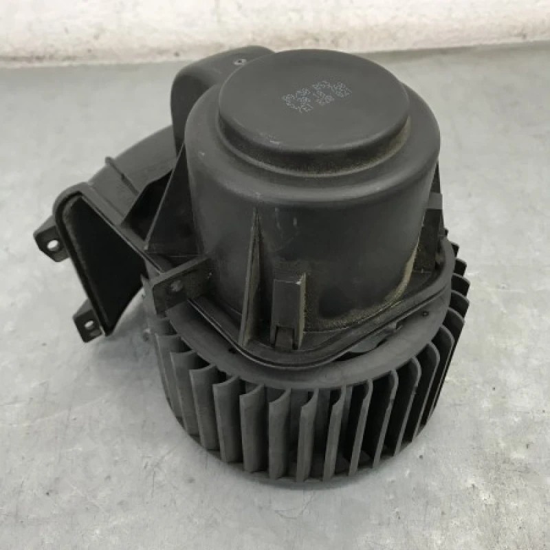 Aeroterma tulumba aer / Volkswagen T5 Transporter 2011 / Climatizare