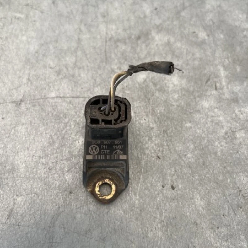 Senzor esp / Volkswagen   2011 / Audio si electronice