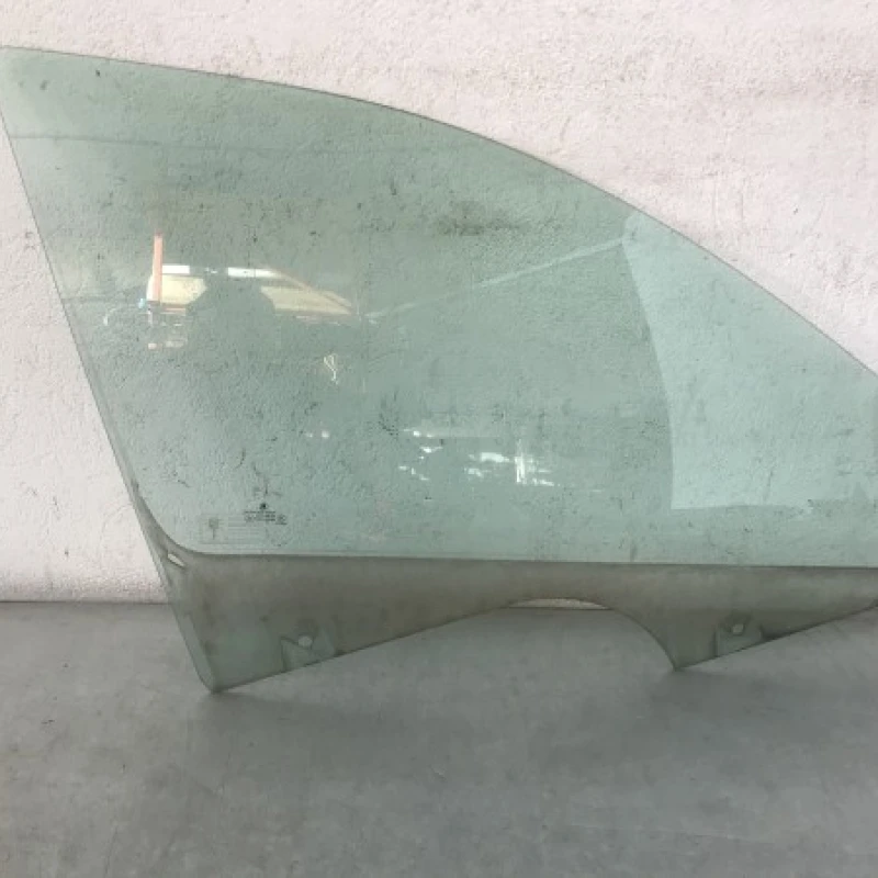 Geam dreapta fata Skoda 