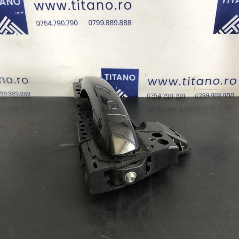 Maner usa dreapta fata / Audi A6 C7 2014 / Caroserie, oglinzi si faruri