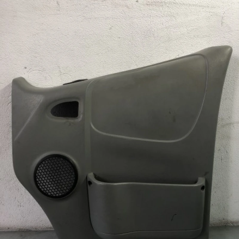 Panou tapiterie usa dreapta fata Nissan 