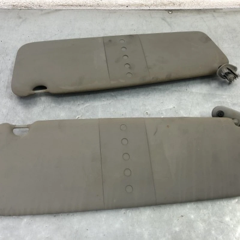 Parasolar stanga dreapta Nissan 