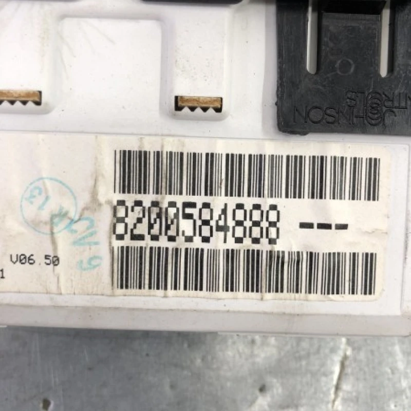 Ceas bord / Nissan   2007 / Audio si electronice