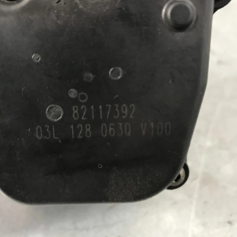 Clapeta de acceleratie / Volkswagen Polo 6R 2011 / Motor, racire si evacuare