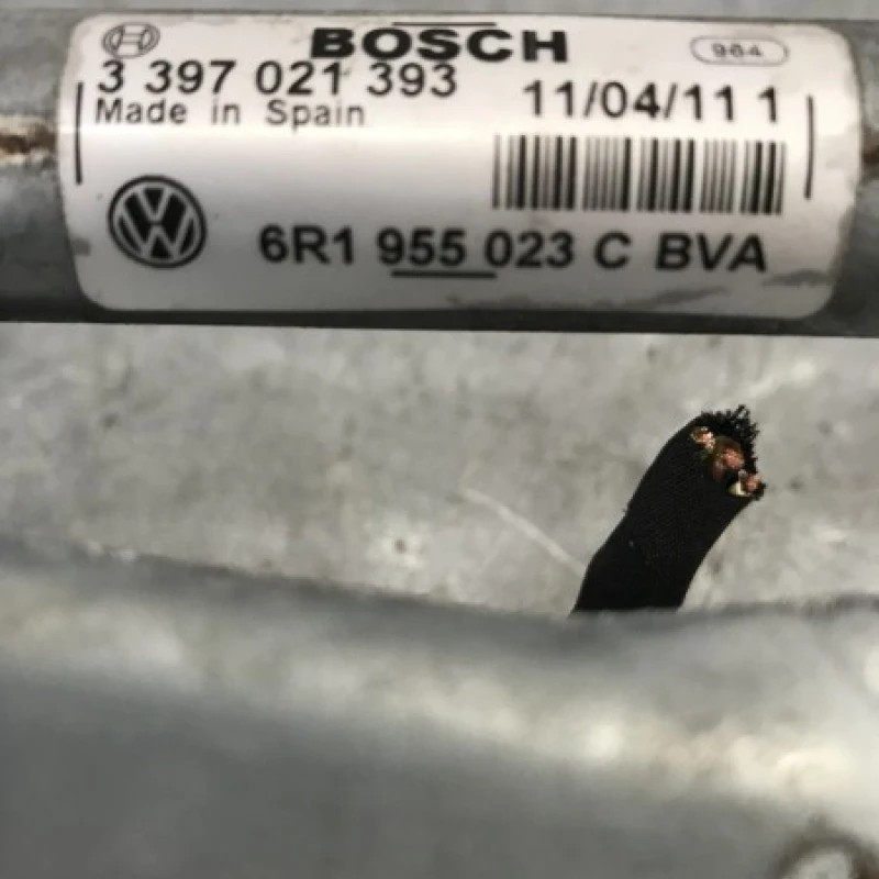 Ansamblu stergatoare cu motoras / Volkswagen Polo 6R 2011 / Caroserie, oglinzi si faruri