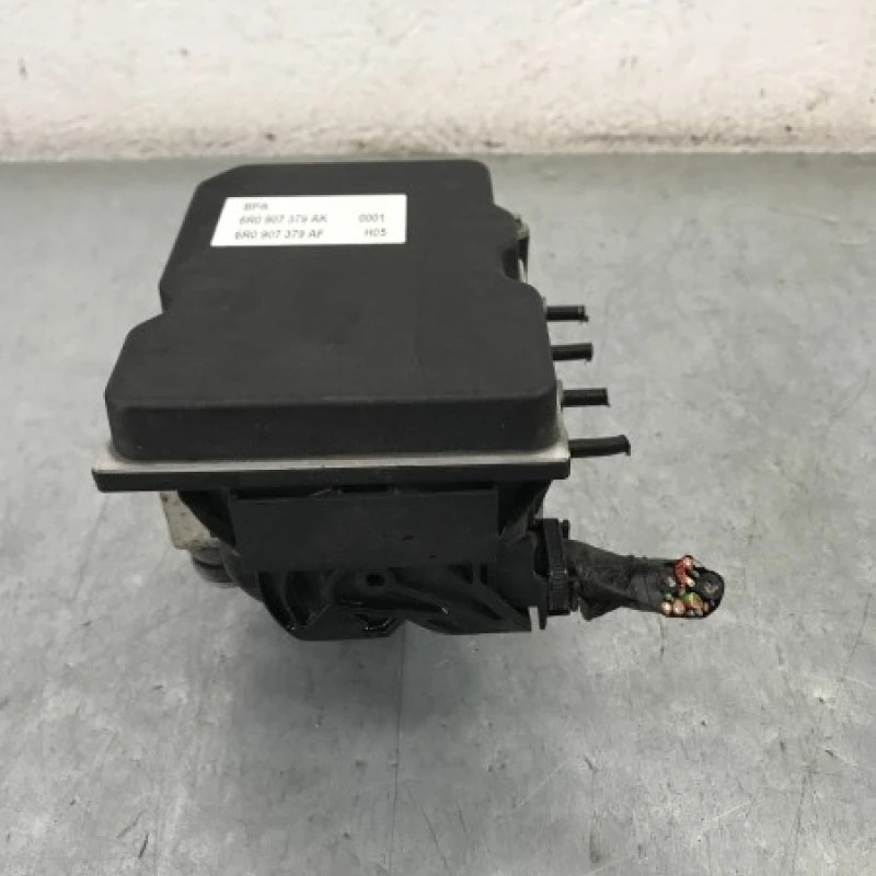 Pompa abs / Volkswagen Polo 6R 2011 / Frane