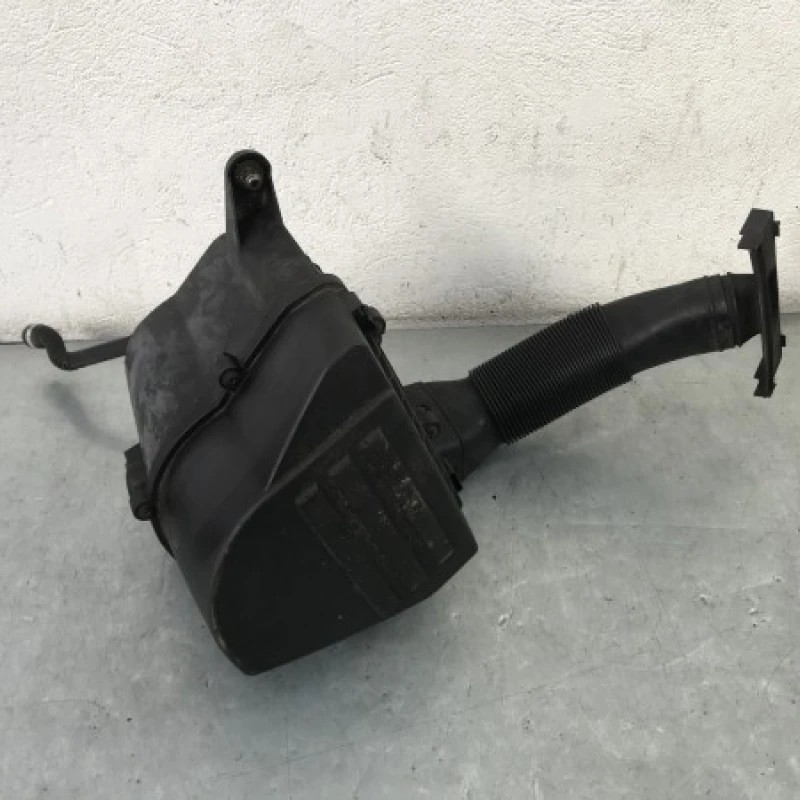Carcasa filtru aer / Volkswagen Polo 6R 2011 / Motor, racire si evacuare
