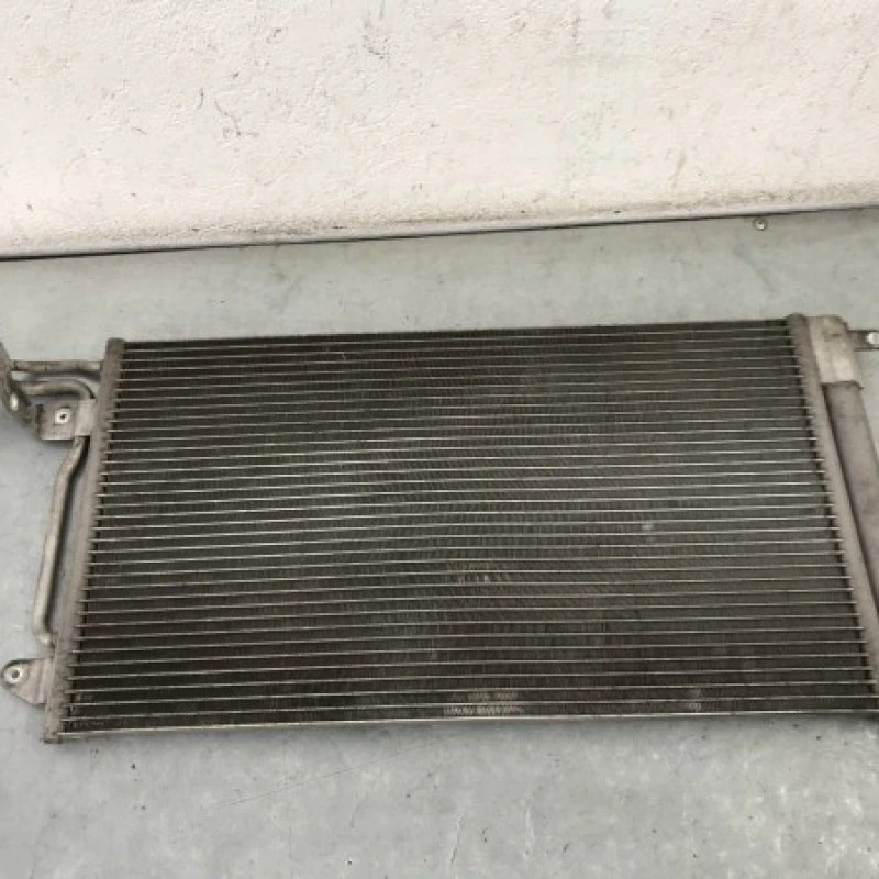 Radiator clima / Volkswagen Polo 6R 2011 / Motor, racire si evacuare
