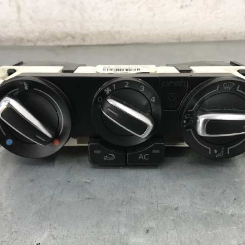 Panou climatronic / Volkswagen Polo 6R 2011 / Climatizare