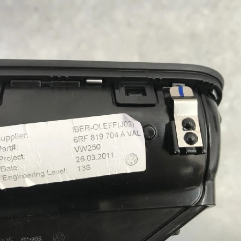Grila aer bord / Volkswagen Polo 6R 2011 / Interior