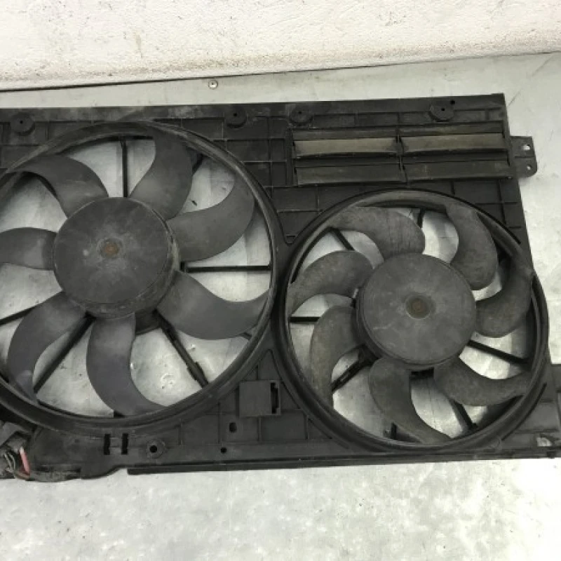 Electroventilator / Volkswagen   2011 / Motor, racire si evacuare