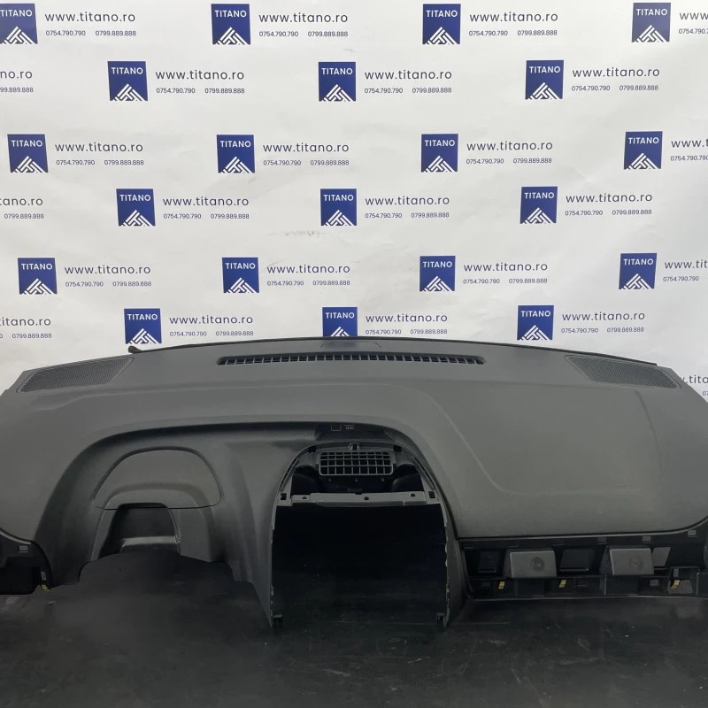 Plansa bord / Toyota Aygo AB40 2019 / Interior