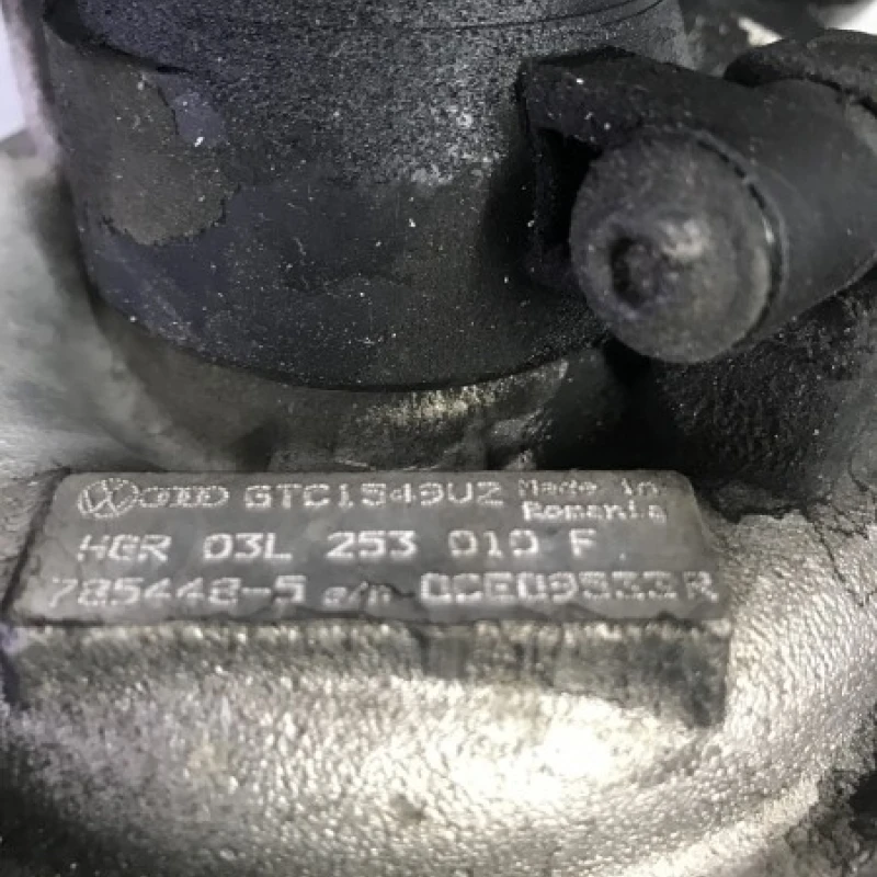 Turbosuflanta turbo turbina / Volkswagen   2011 / Motor, racire si evacuare