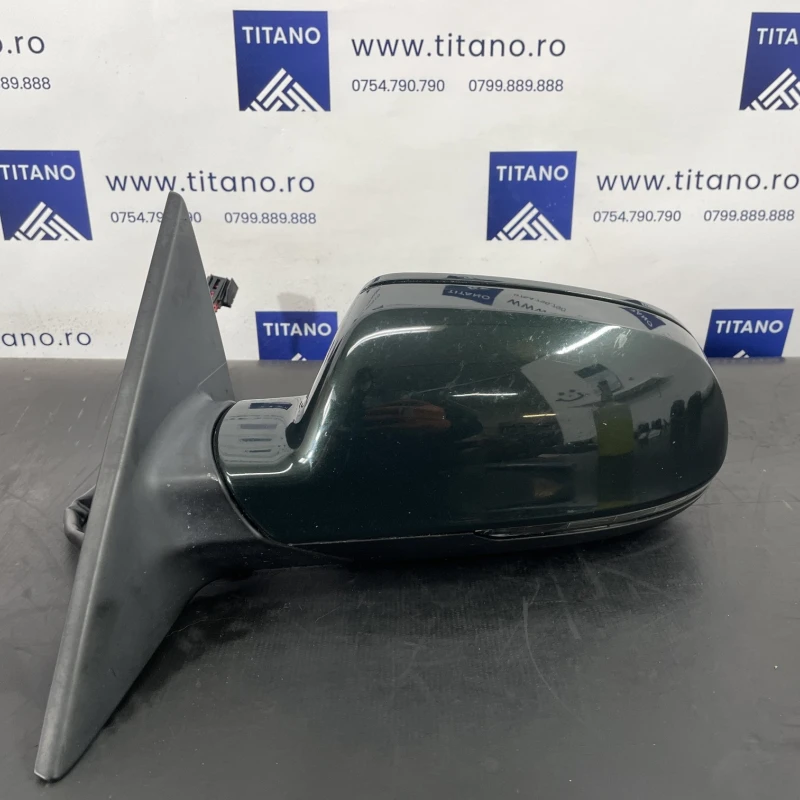 Oglinda stanga / Audi   2010 / Motor, racire si evacuare