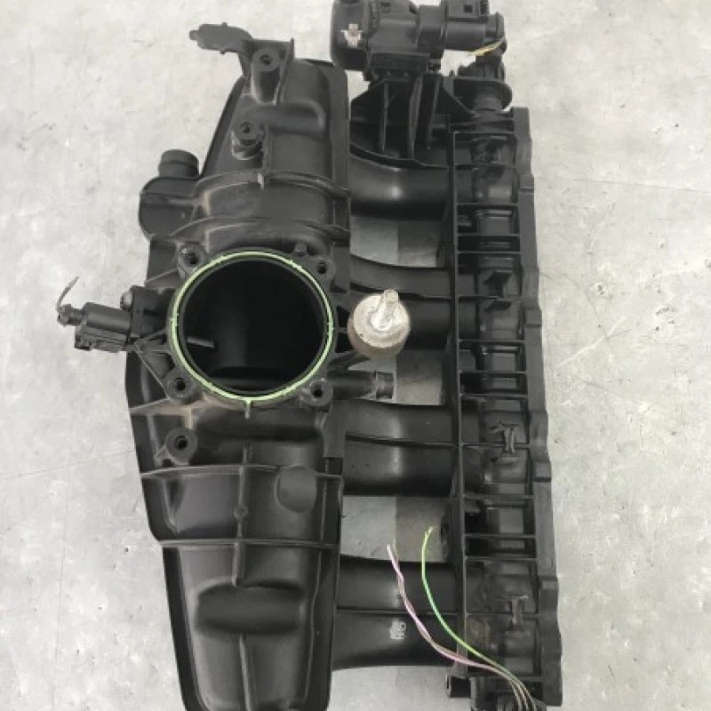 Galerie de admisie / Audi A5 8T 2010 / Motor, racire si evacuare