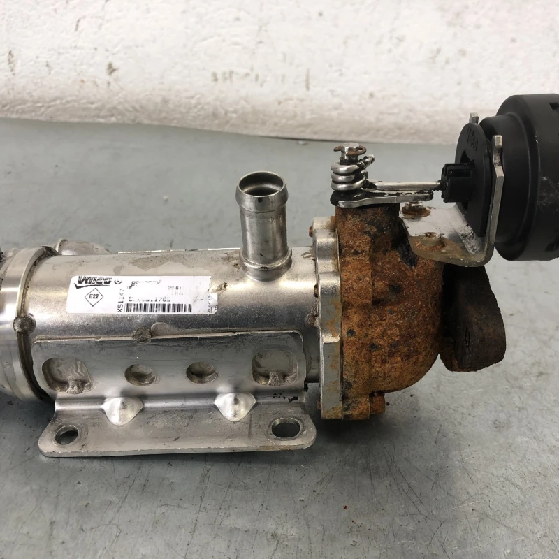 Racitor gaze egr / Nissan   2007 / Motor, racire si evacuare