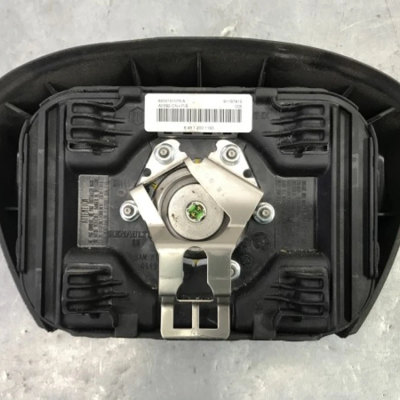 Airbag volan / Nissan   2007 / Interior