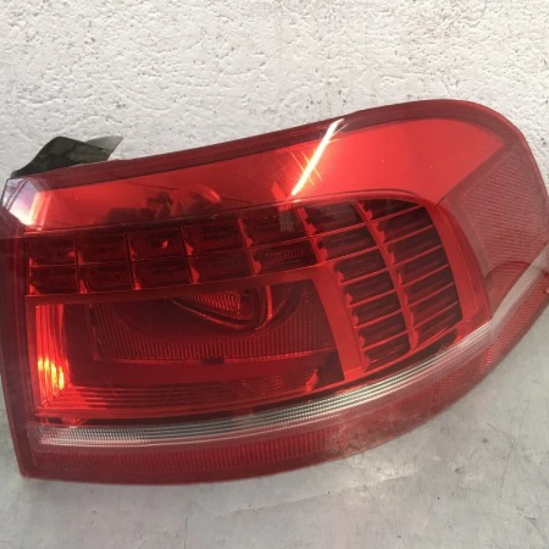 Stop dreapta caroserie / Volkswagen   2015 / Caroserie, oglinzi si faruri