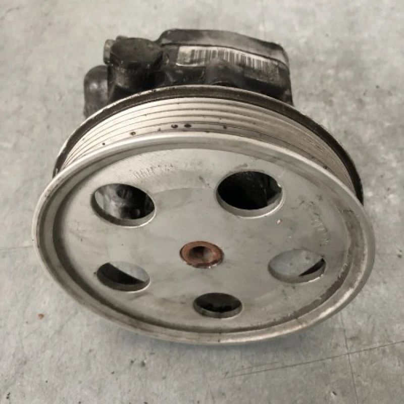 Pompa servo / Audi   2010 / Directie si suspensie