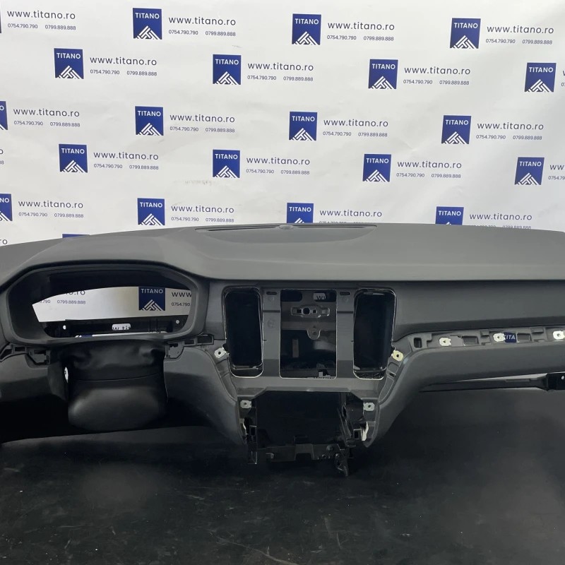Plansa bord / Volvo V60 V60 2019 / Interior