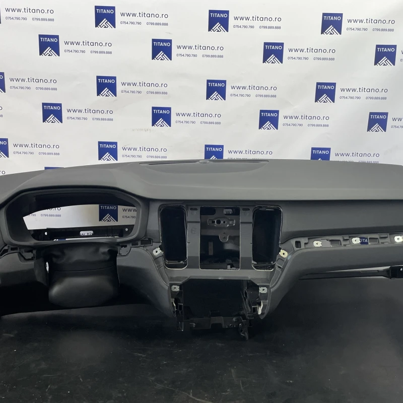 Plansa bord / Volvo V60 V60 2019 / Interior