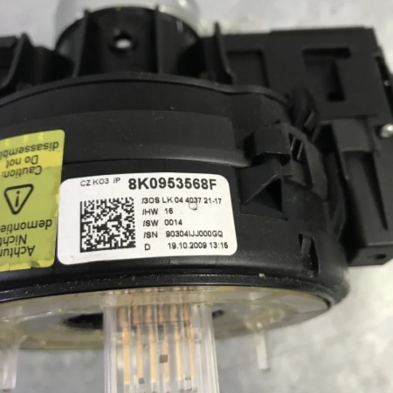 Spira volan cu manete / Audi   2010 / Audio si electronice