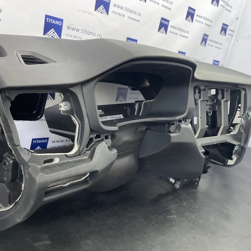 Plansa bord / Volvo V60 V60 2019 / Interior