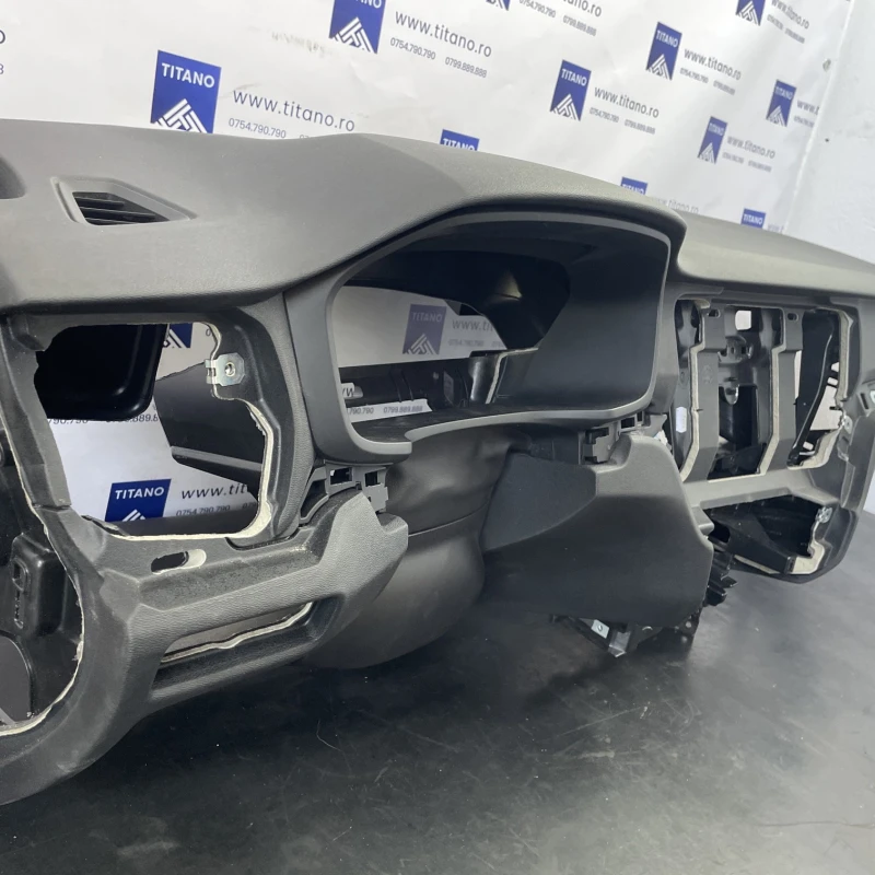 Plansa bord / Volvo V60 V60 2019 / Interior