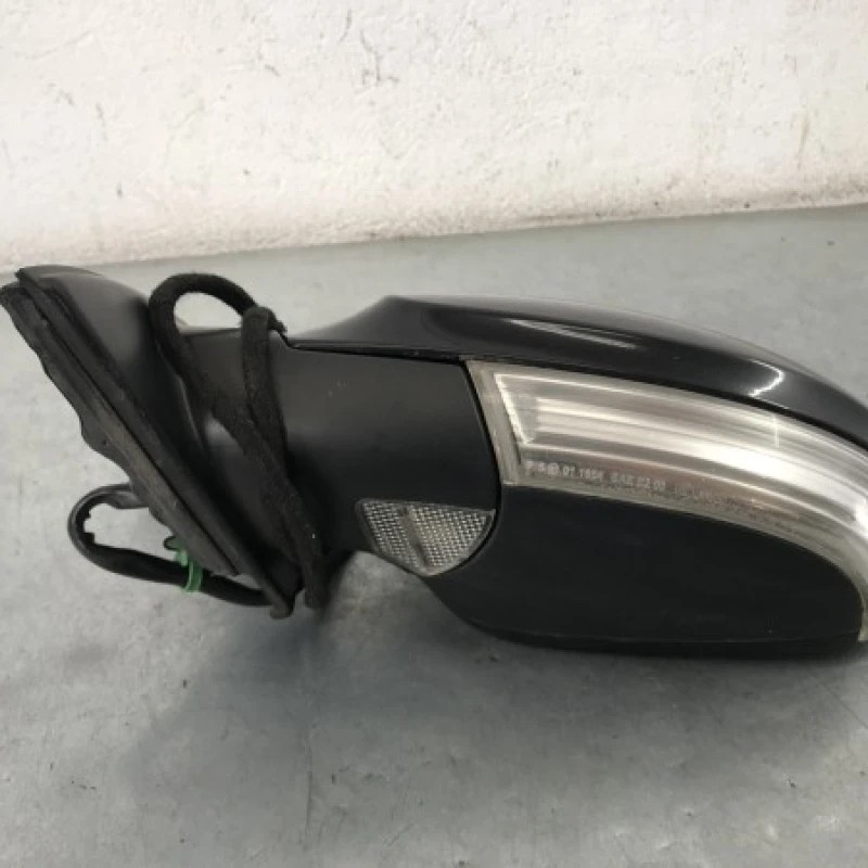 Oglinda stanga rabatare electrica / Volkswagen Passat B6 2009 / Caroserie, oglinzi si faruri