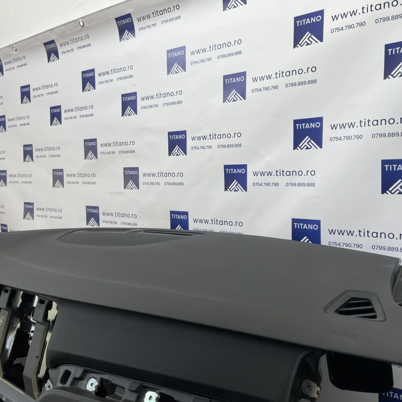 Plansa bord / Volvo V60 V60 2019 / Interior