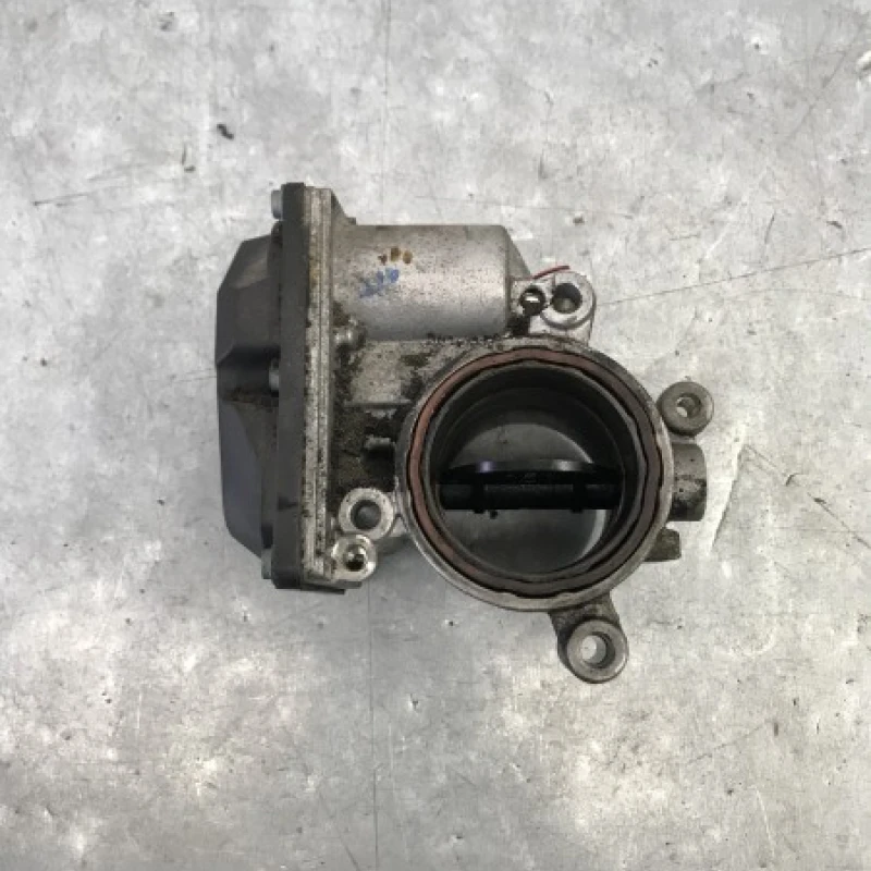 Clapeta de acceleratie / Audi   2010 / Motor, racire si evacuare