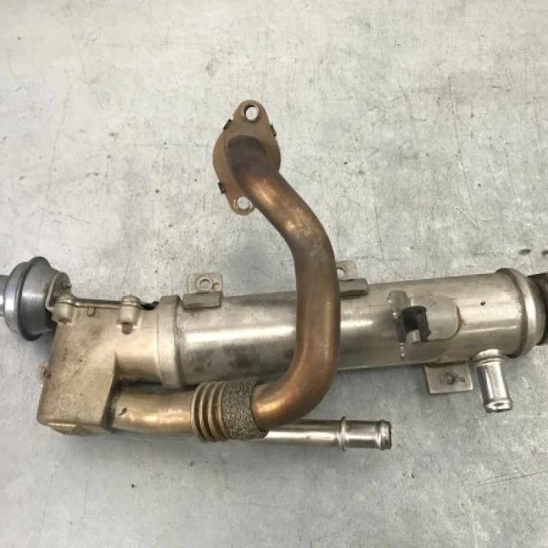 Racitor gaze egr Audi A4 B8 2010