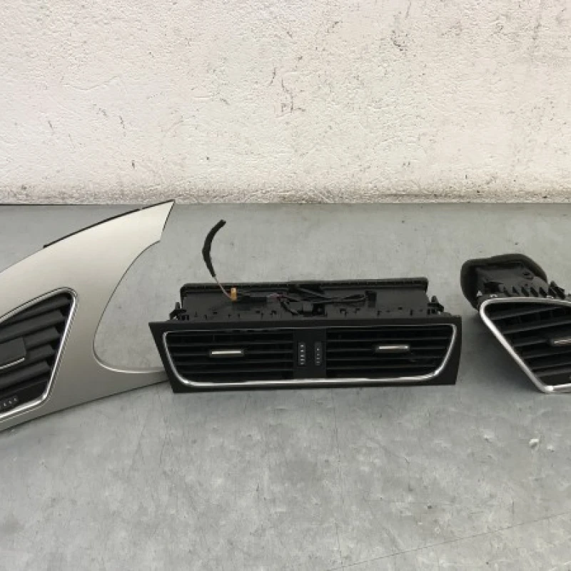 Grila aer bord / Audi   2010 / Interior