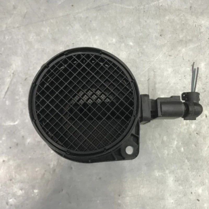 Debitmetru aer Audi A4 B8 2010