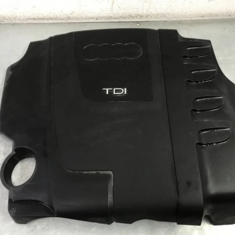 Capac motor / Audi   2010 / Motor, racire si evacuare