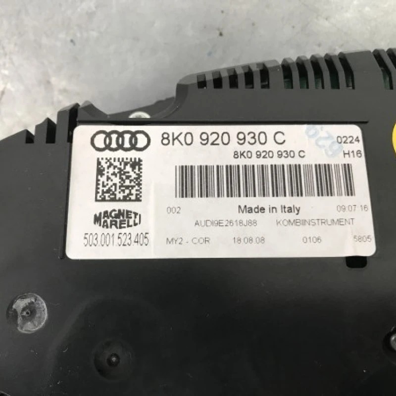 Ceas bord / Audi A4 B8 2010 / Audio si electronice
