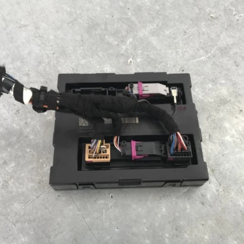 Calculator confort bcm / Audi A5 8T 2010 / Audio si electronice