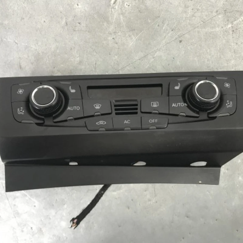 Panou climatronic Audi 