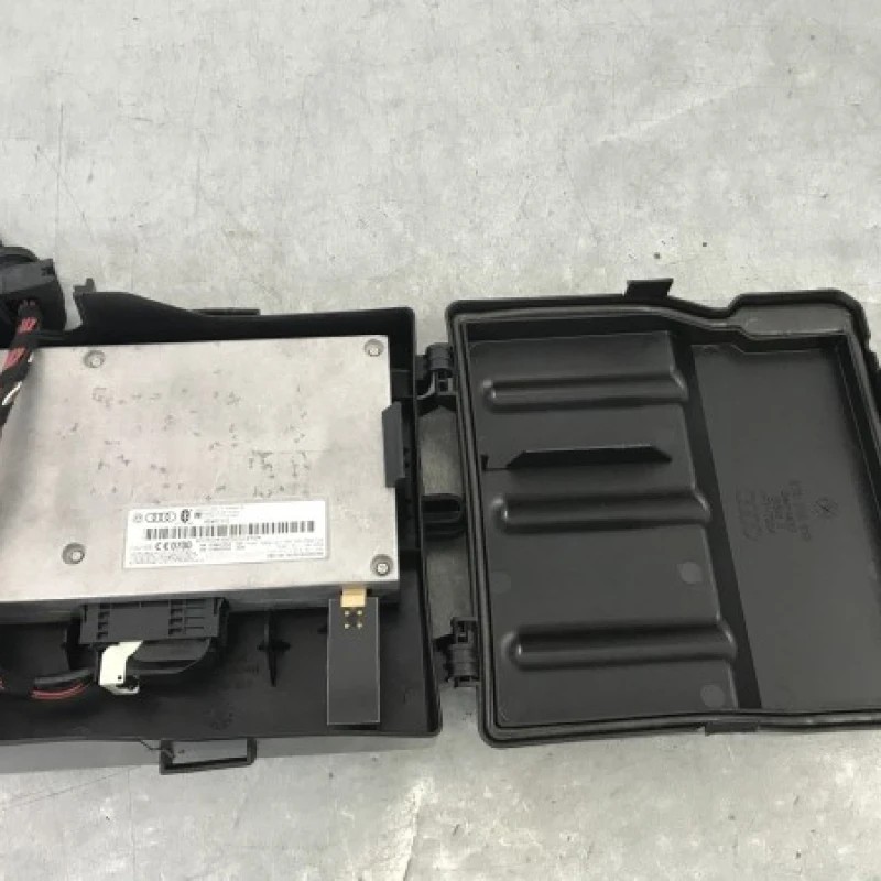 Modul bluetooth Audi A5 8T 2010