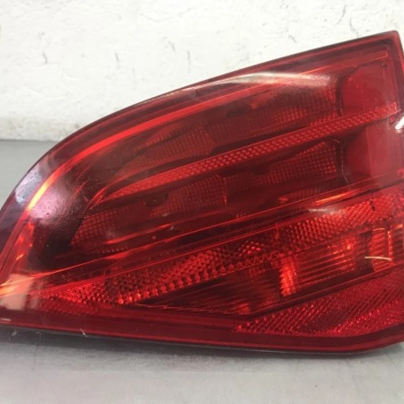 Stop dreapta haion Audi A4 B8 2010