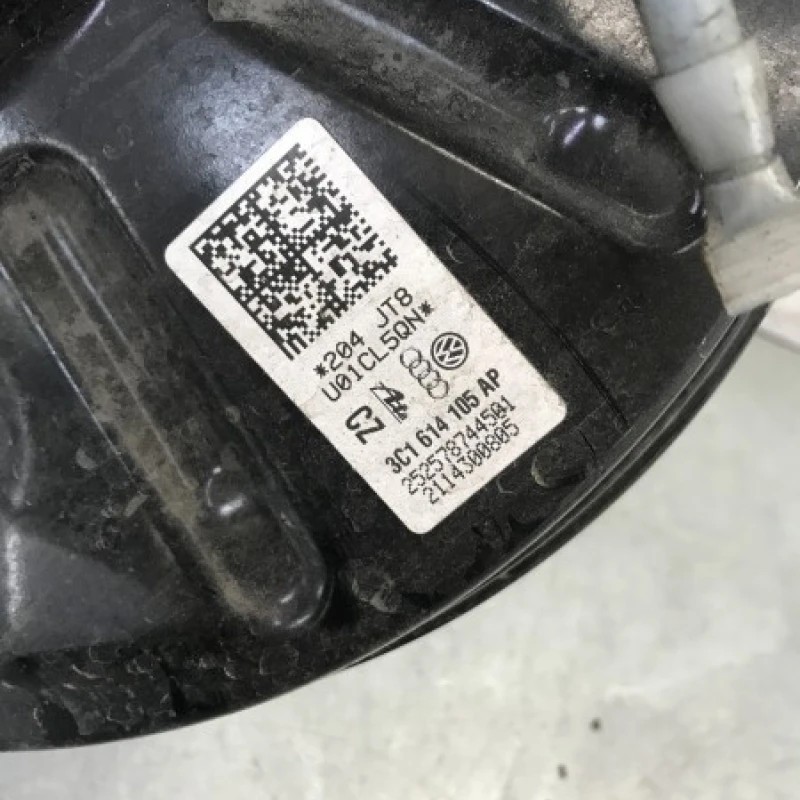 Tulumba frana / Volkswagen Passat B7 Alltrack 2015 / Frane